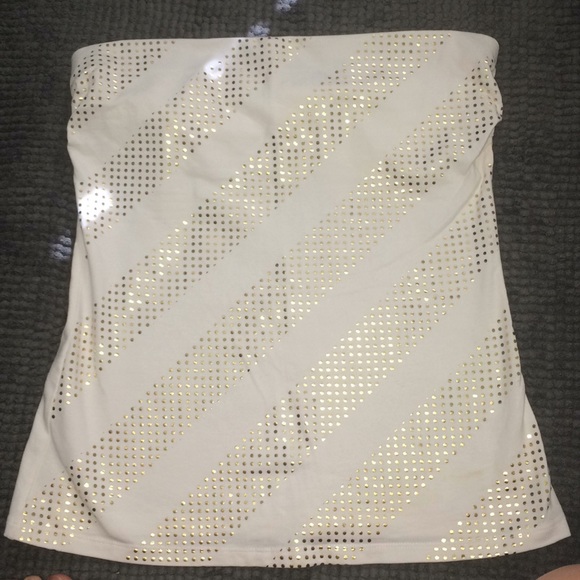 Express clothing - Picture 2 of 6